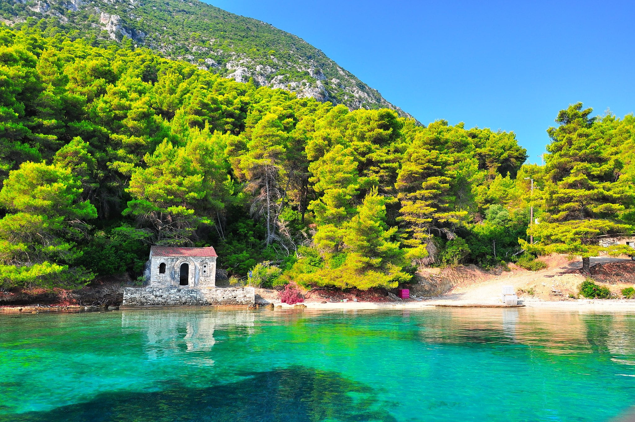 Kalamos island in the Ionian - car free island of Greece blog
