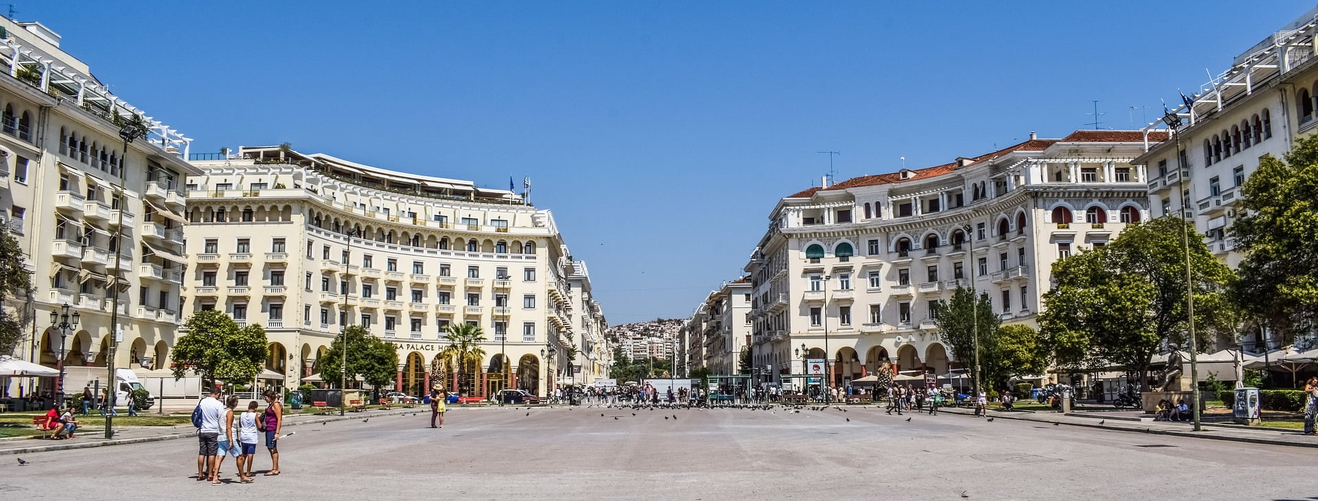 thessaloniki main square - feature image