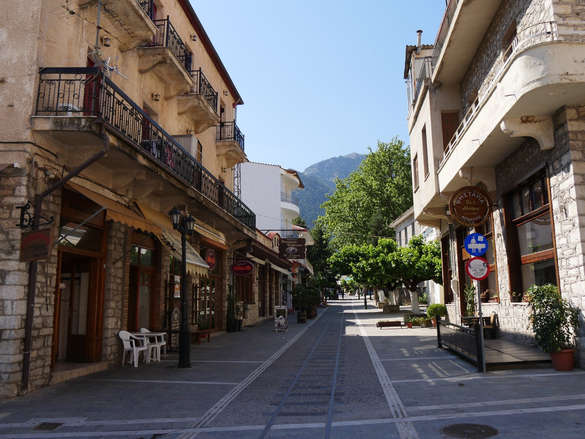 kalvryta village as a greek spring destination