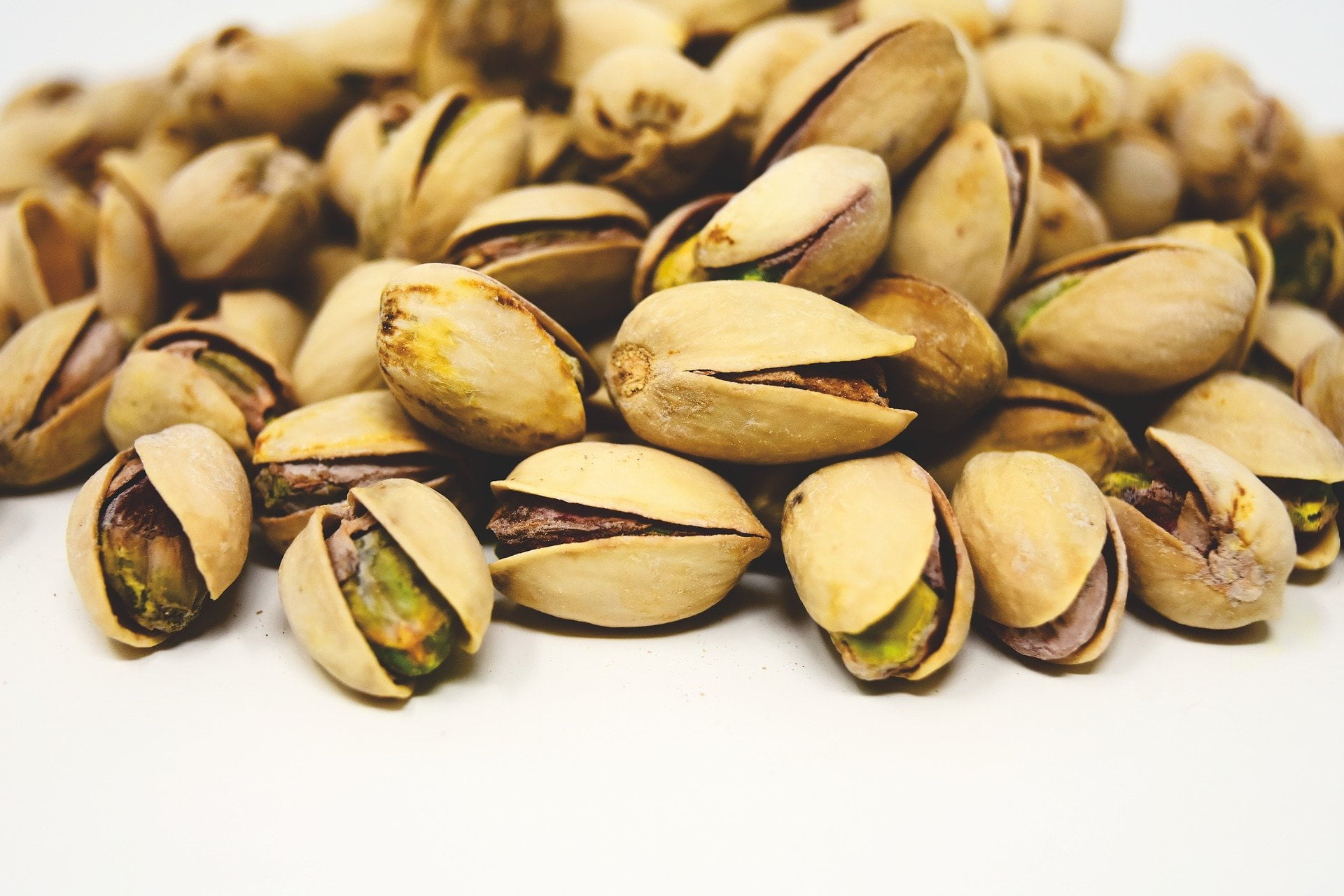 pistachios from Aegina a greek superfood