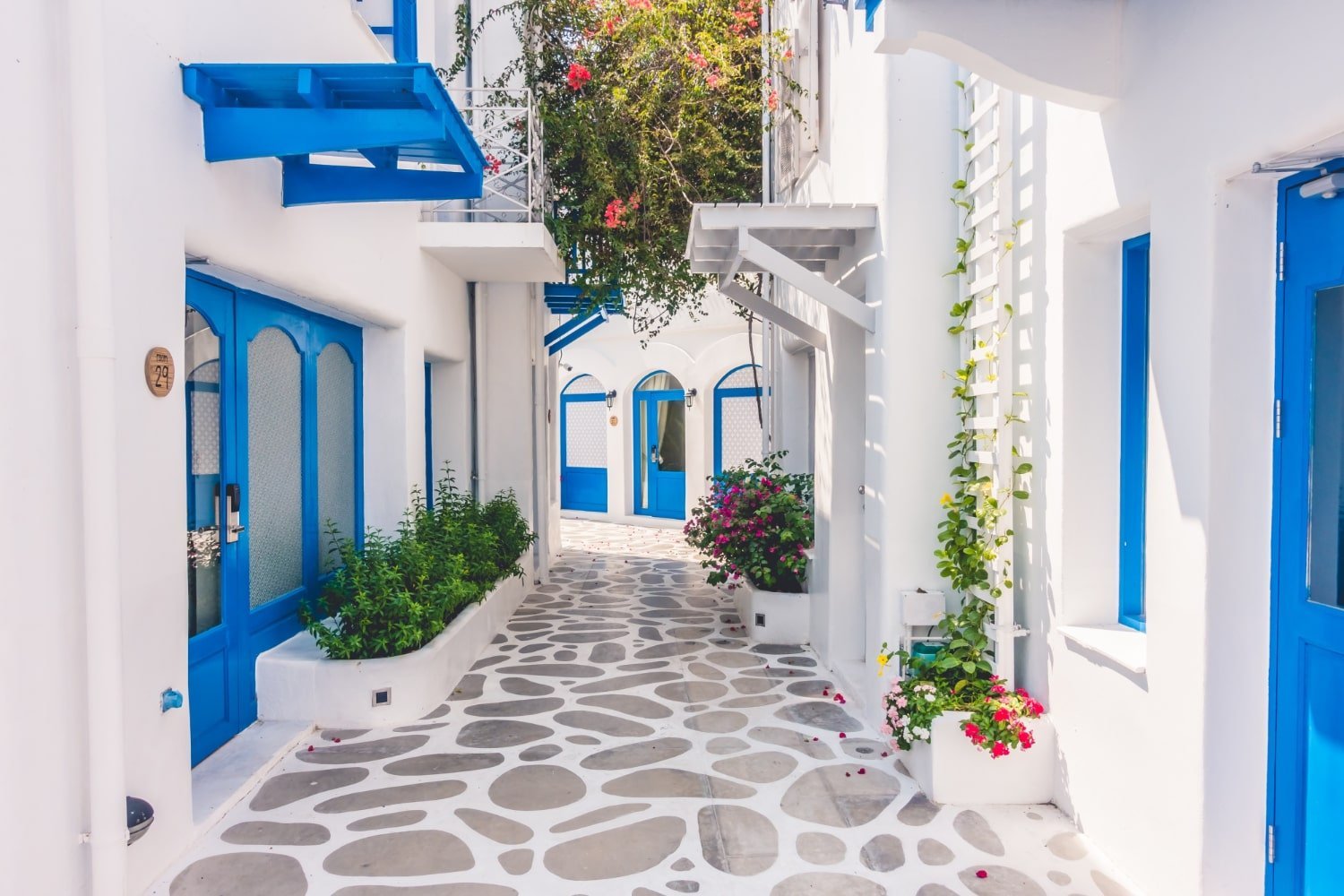 greek island narrow street greek architecture
