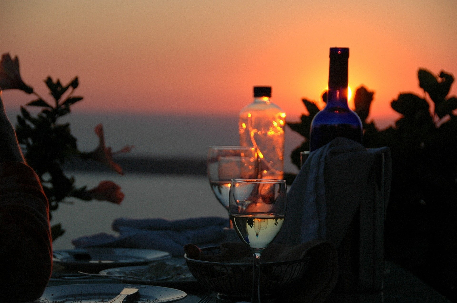 wine tasting santorini - honeymoon blog