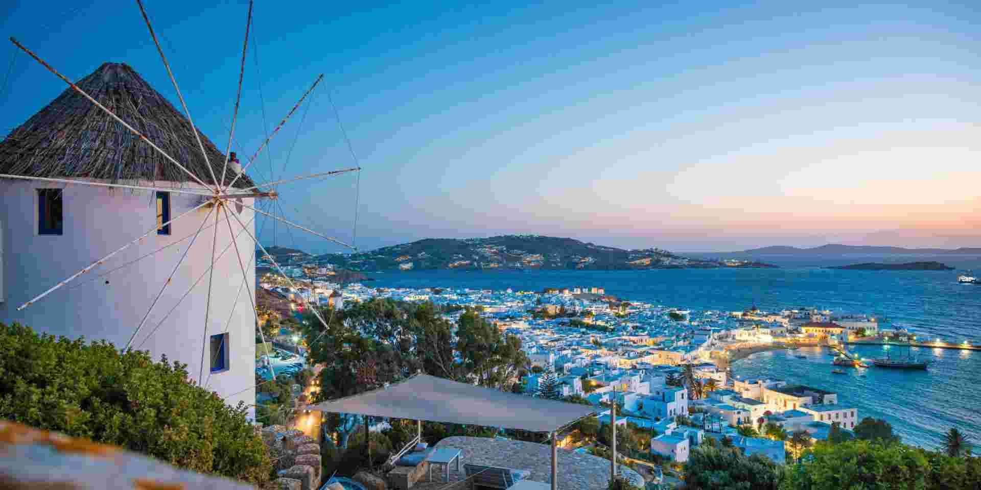 Explore Greece in October 2024 Your Ultimate Guide_feature image