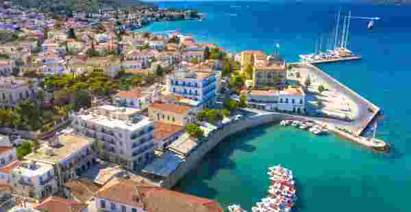 Spetses_feature