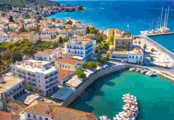 Spetses_feature