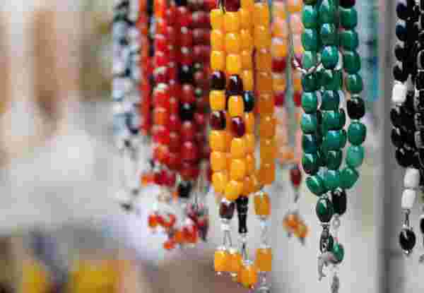 Typical greek worrying beads or Komboloi kompoloi-worry beads_greek souvenirs_feature
