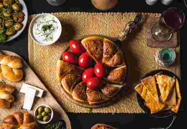 Greek Easter Food_Feature