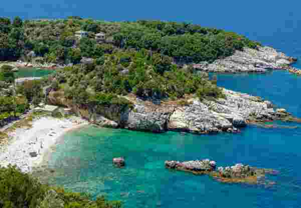 The picturesque village Damouchari on the east coast of the Pelion, the small village was rightly chosen as one of the locations for the film „Mamma Mia“. Damouchari pelion_feature