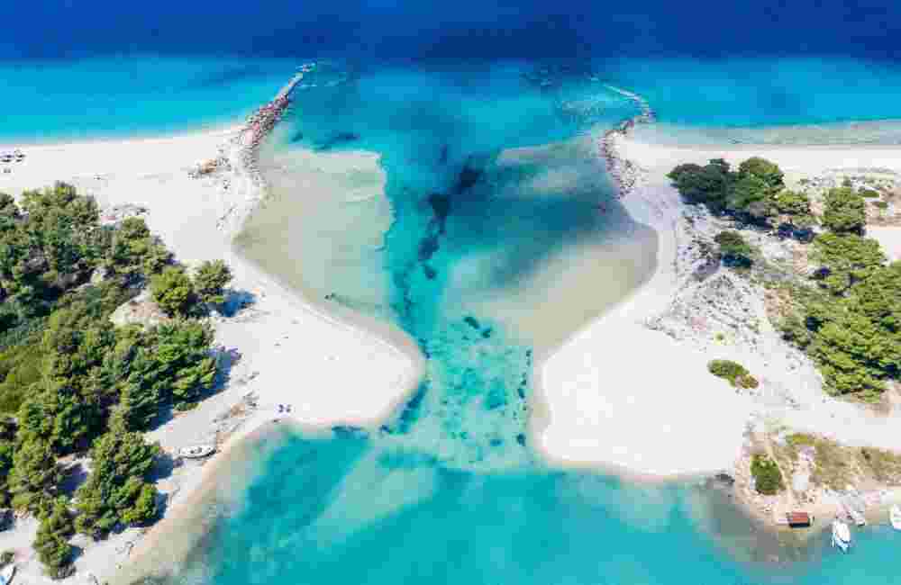 Port Glarokavo_Chalkidiki_feature