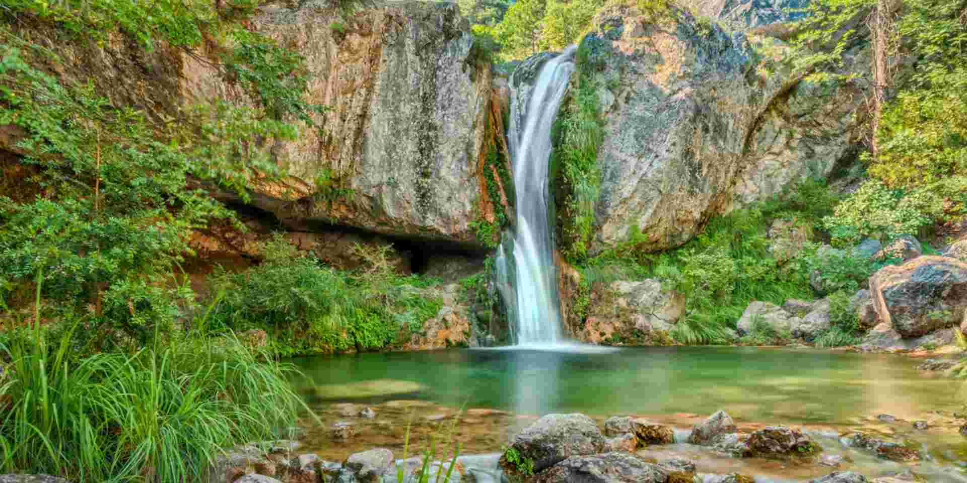 Waterfalls in Orlias gorge, Olympus orlias waterfall olympus_feature
