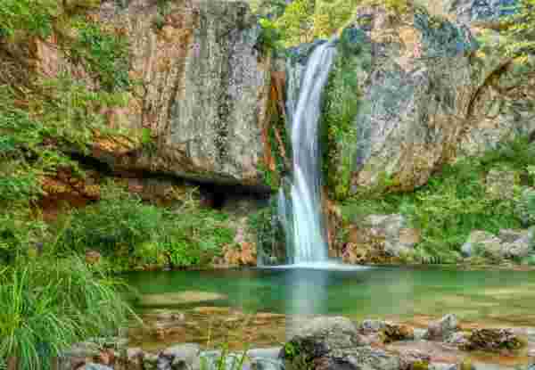 Waterfalls in Orlias gorge, Olympus orlias waterfall olympus_feature
