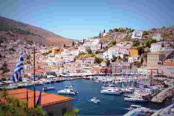 Hydra Island