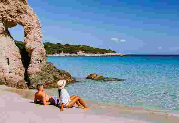 voulisma-beach-crete_honeymoon-in-crete_feature