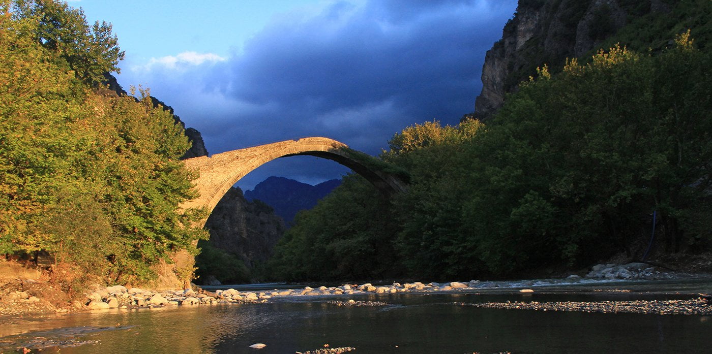 Aoos-river-bridge