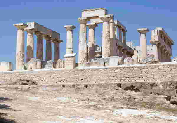destinations-near-athens-Aegina-temple-of-aphea