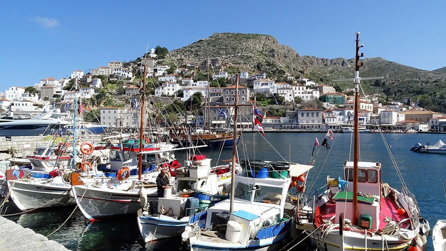hydra-island