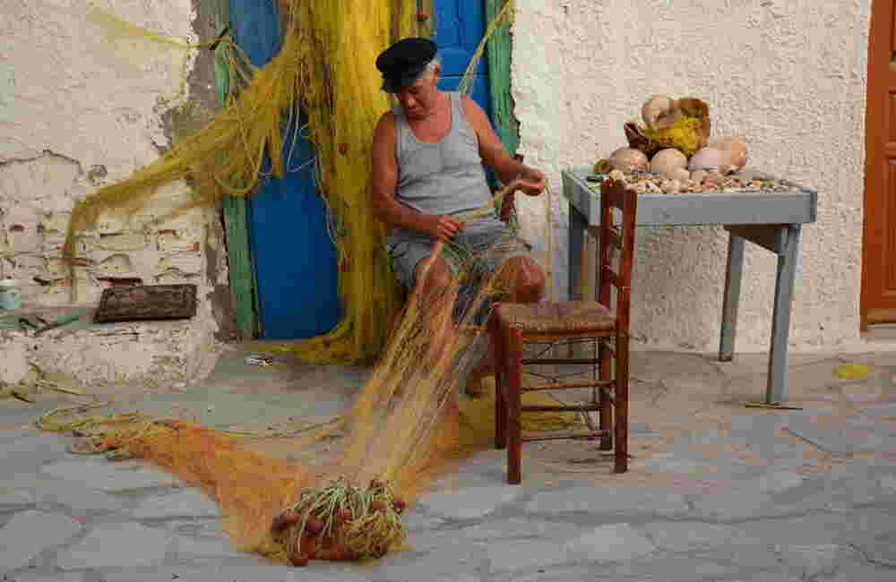 naxos-chora-fisherman