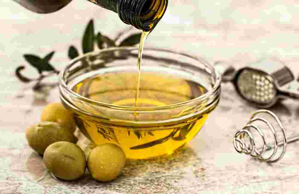 olive-oil-968657_1920