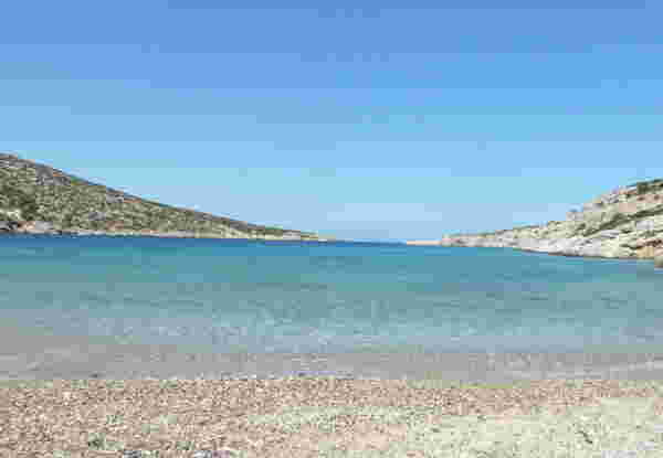 schinoussa-beach-2