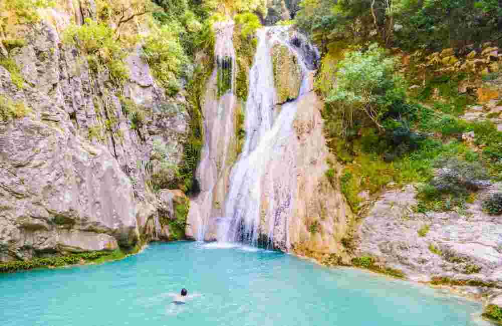 Hiking-Polilimnio-Waterfalls-0082