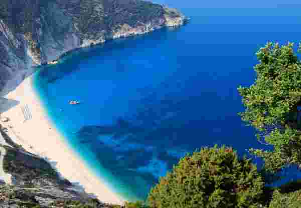 Kefalonia beach_Unique Places to Visit in Greece_Feature