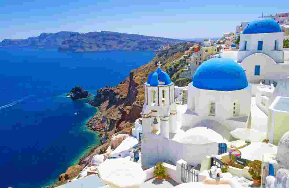 oia santorini greece