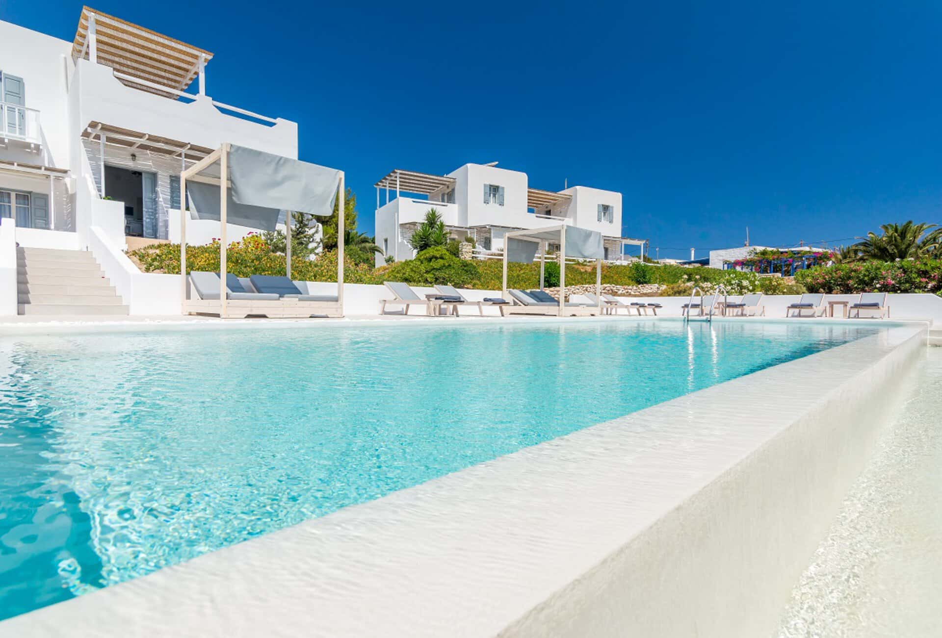 En-Milo-Swimming-pool-2