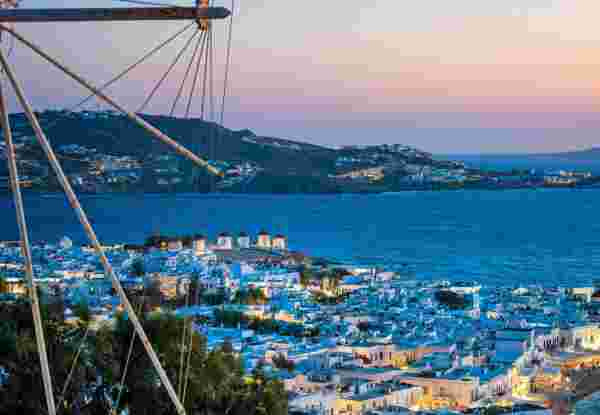 mykonos chora_5 days in greece_feature