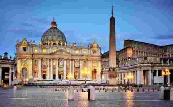 St. Peter's Basilica at dawn in Vatican City, Rome, Italy.