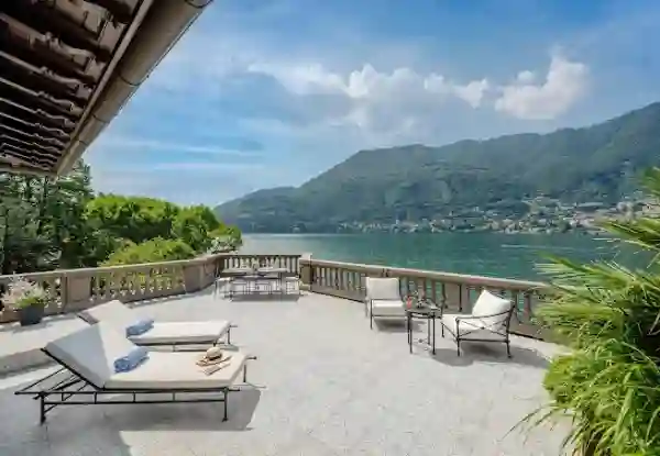 Panoramic Terrace Suite
