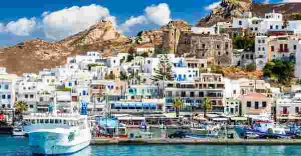 Naxos for seniors_feature
