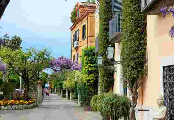 Sorrento_feature
