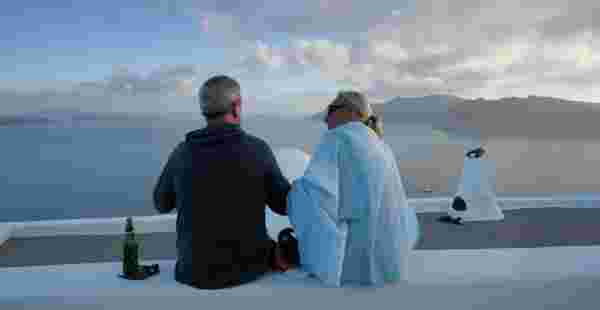 santorini for seniors_feature
