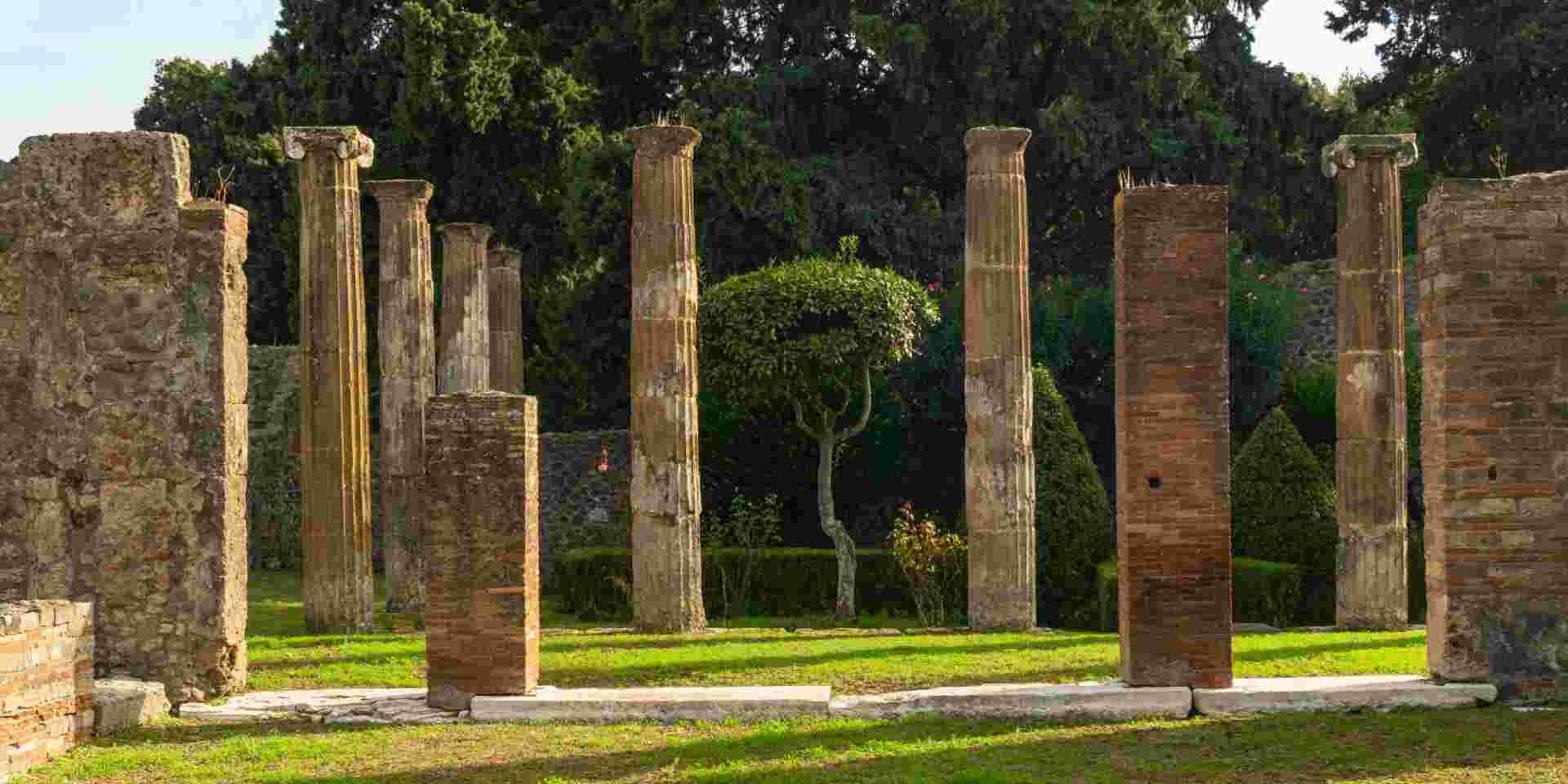 day trip from rome to pompeii_feature