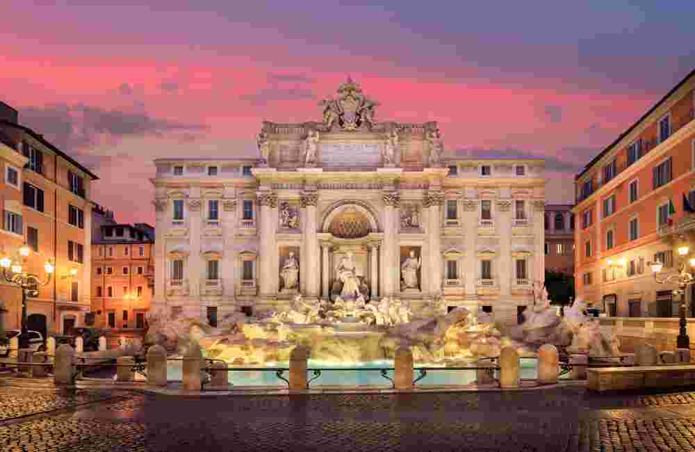 Rome at sunset, Trevi Fountain