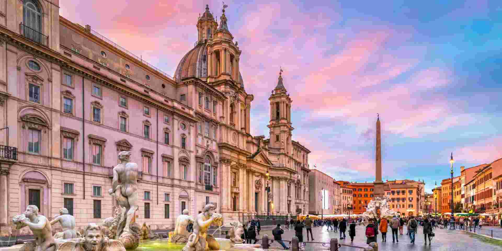 Piazza Navona in Rome Italy_weather in rome in september_feature