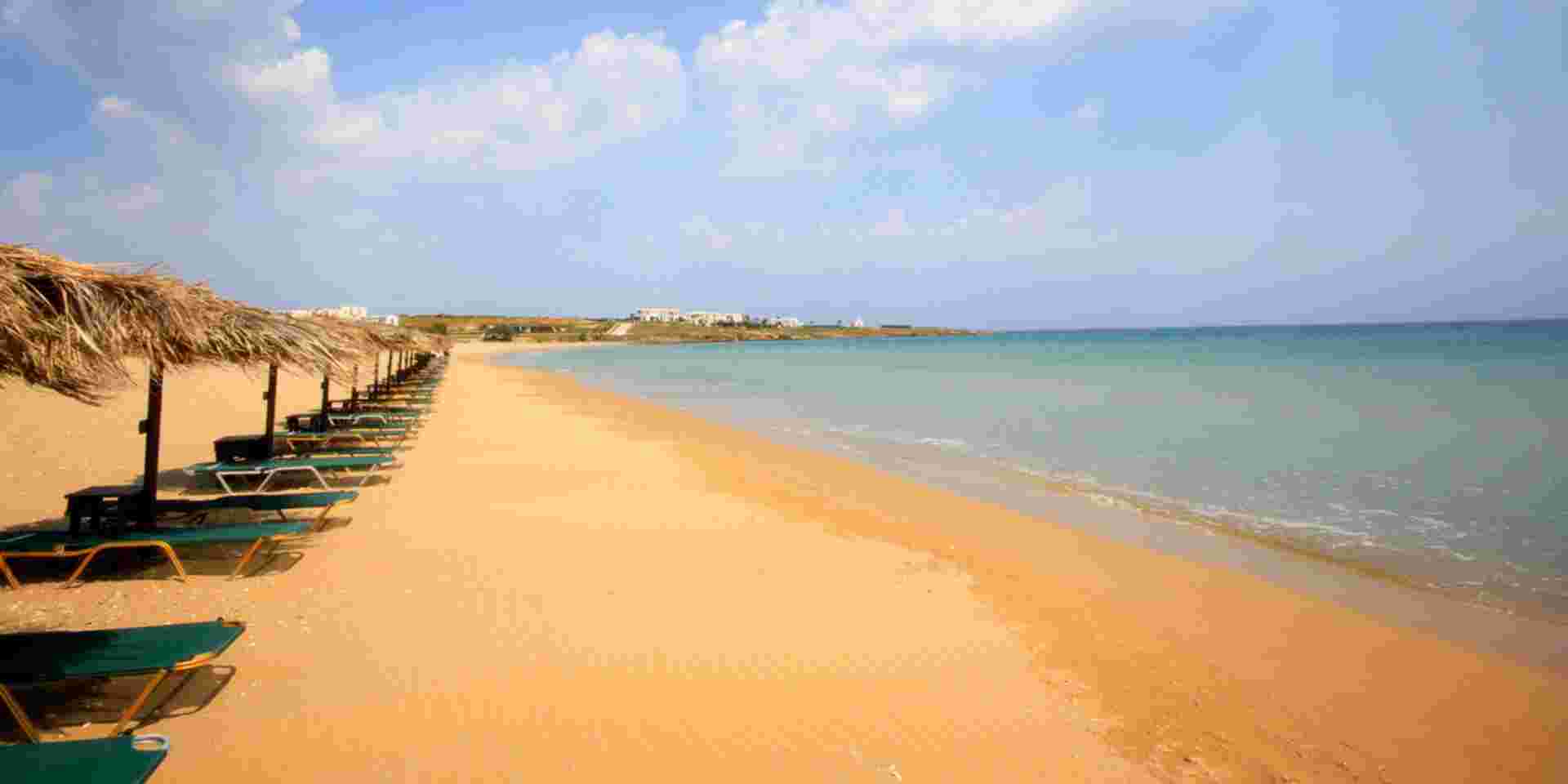 Golden Beach (Greek: Χρυσή Ακτή) is a 700 metre long beach on the south eastern part of the island of Paros, Greece. golden beach paros_feature