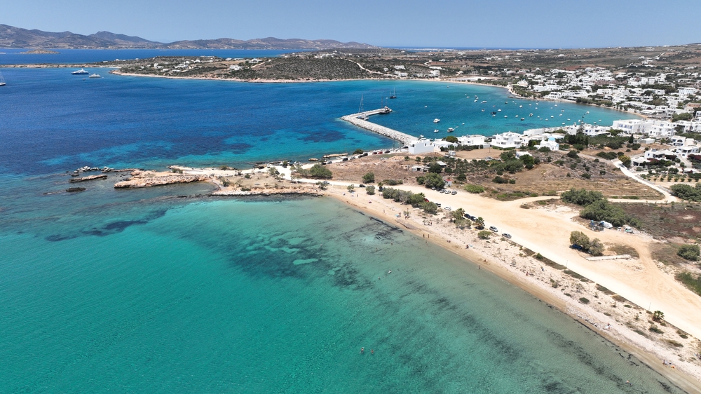 Aliki beach